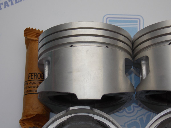 Поршни + кольца к-кт 4шт ремонт +0,50 HYUNDAI G4JP SANTA FE, SONATA '00