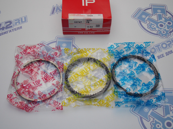 Поршни + кольца к-кт 4шт ремонт +0,50 MAZDA FE