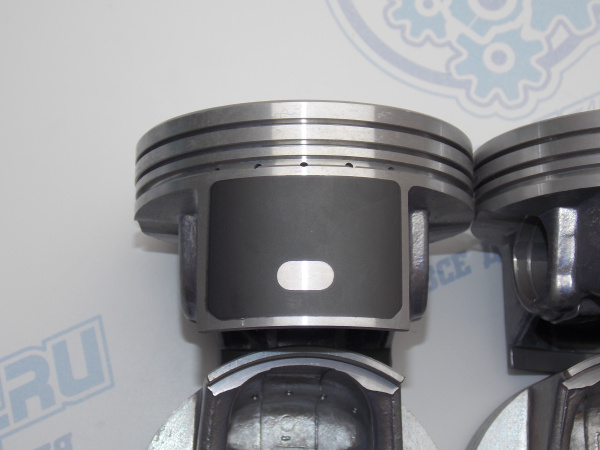 Поршни + кольца к-кт 4шт ремонт +0,50 HONDA K24A4