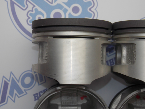 Поршни + кольца 4шт ремонт +0,50 TOYOTA 5A-F