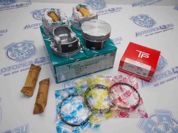 Поршни + кольца 4шт стандарт ZY-VE MAZDA