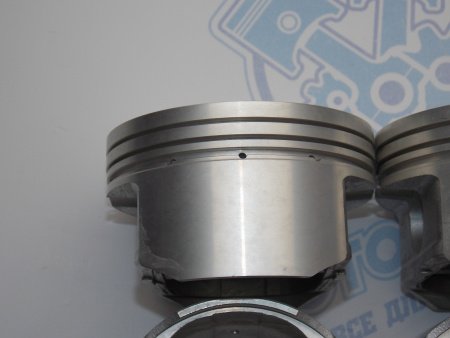 Поршни + кольца к-кт 4шт стандарт MMC 4B10, 4B11