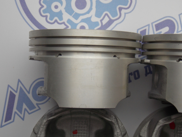 Поршни + кольца 4шт ремонт +1,00 GM F16D3