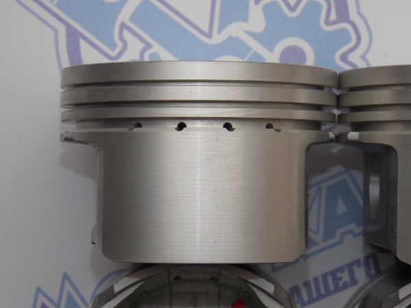 Поршни + кольца к-кт 4шт стандарт GM F14D3