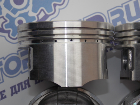 Поршни + кольца к-кт 4шт ремонт +0,50 MMC 4G18