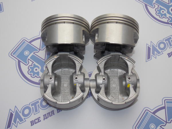 Поршни + кольца 4шт ремонт +0,50 HONDA D15 II