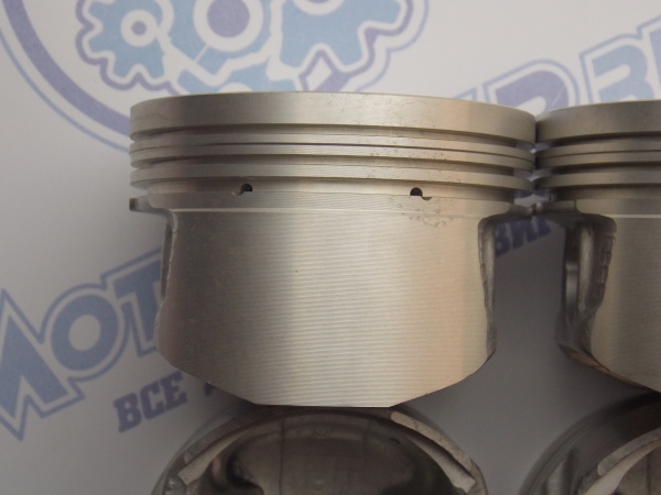 Поршни + кольца 4шт ремонт +0,50 Renault K4M