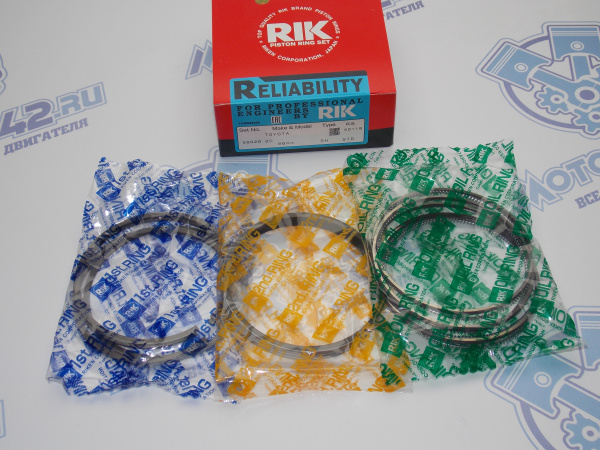 Поршни + кольца 4шт стандарт 2C, 2C-T TOYOTA