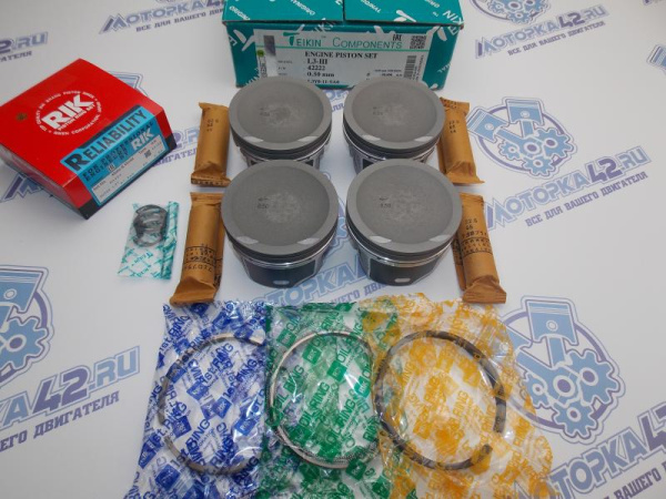 Поршни + кольца 4шт ремонт +0,50 MAZDA L3-VDT