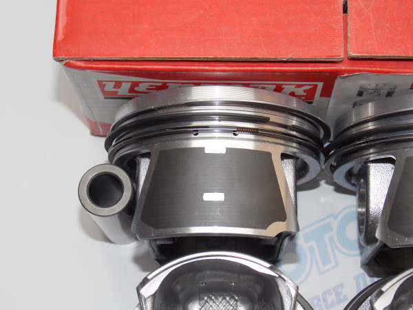 Поршни + кольца к-кт 4шт ремонт +0,50 1,6L NFU