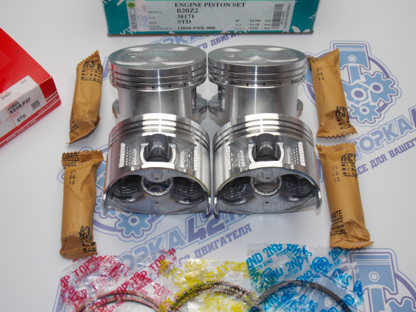 Поршни + кольца 4шт стандарт HONDA B20B 99-