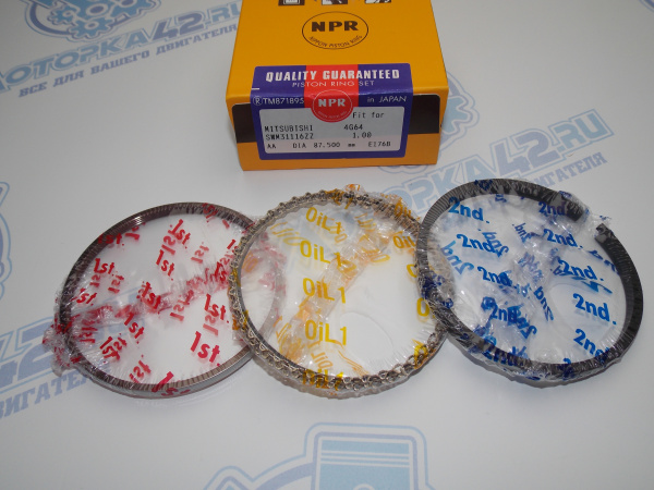 Поршни + кольца 4шт ремонт +1,00 MMC 4G64 SOHC '93-'02