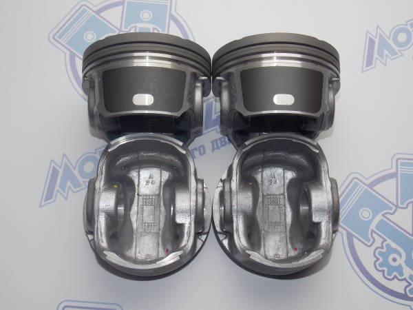 Поршни и кольца 4шт ремонт +0,50 RENAULT F4R 400