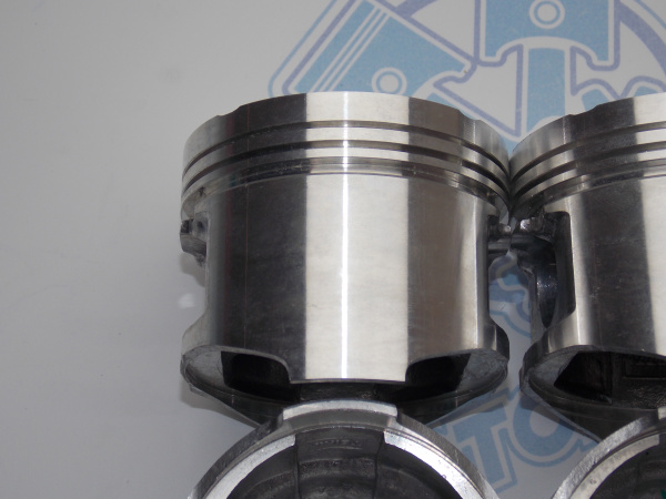 Поршни + кольца к-кт 4шт ремонт +0,50 MAZDA B3