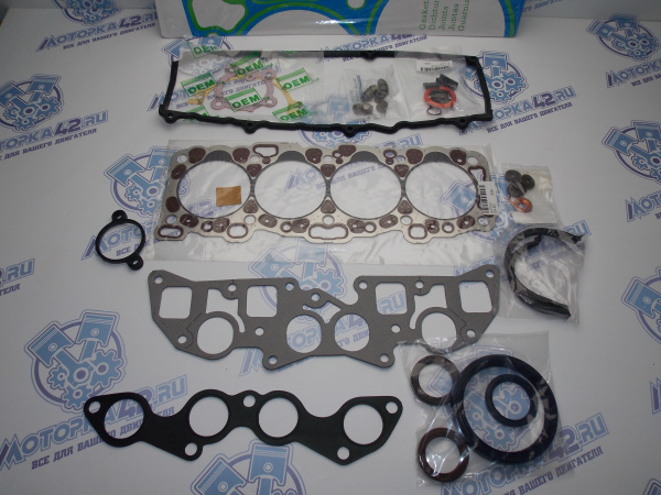 Комплект для ремонта двигателя CD20 NISSAN
