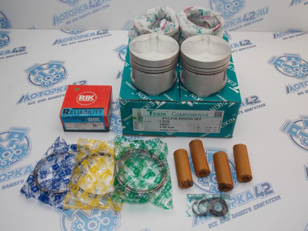 Поршни + кольца к-кт 4шт ремонт +1,00 NISSAN CD20