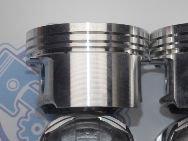 Поршни + кольца к-кт 4шт стандарт KIA S6D