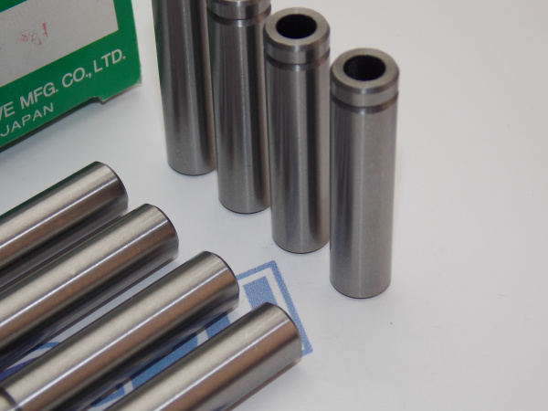 Направляющая клапана вЫпуск NISSAN MR20