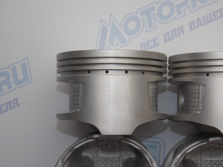 Поршни + кольца 4шт стандарт TOYOTA 4A-FE II