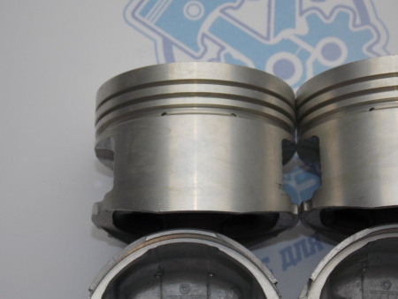 Поршни + кольца 4шт ремонт +0,50 NISSAN GA15DE 