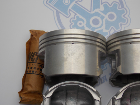 Поршни + кольца к-кт 4шт стандарт HONDA PLC