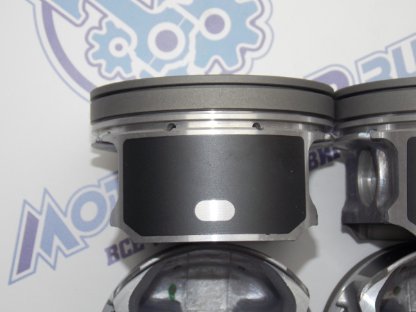 Поршни + кольца 4шт ремонт +0,50 NISSAN QR25DE