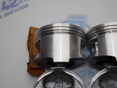 Поршни + кольца к-кт 4шт ремонт +0,50 HONDA B20B 99-