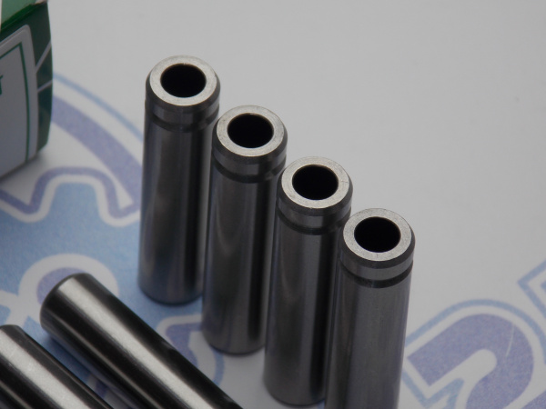 Направляющая клапана AW вЫпуск NISSAN QG,GA