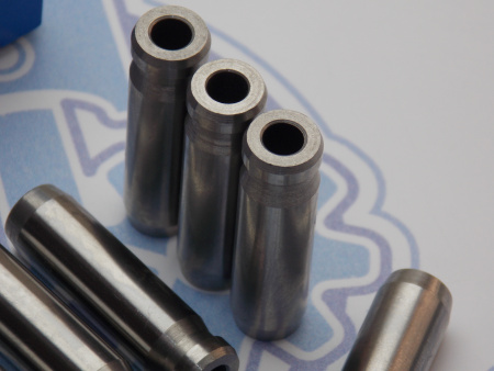 Направляющая клапана MRK для TOYOTA NZ / SZ