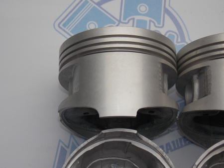 Поршни + кольца 4шт ремонт +0,50 TOYOTA 4A-F, 4A-FHE