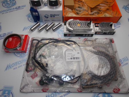Комплект для ремонта двигателя FORD 1.8 L