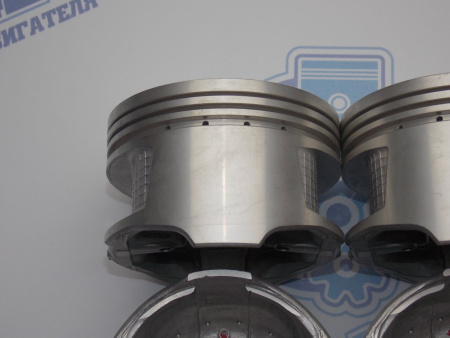 Поршни + кольца к-кт 4шт ремонт +1,00 TOYOTA 4A-FE II