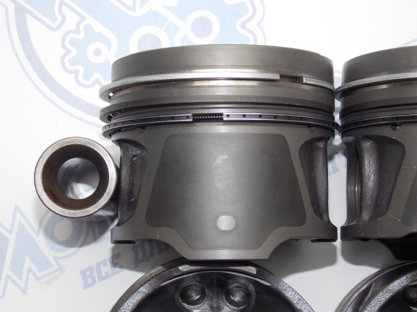 Поршни к-кт 4шт ремонт +0,50 RENAULT K9K 732 / 764 / 780 / 804 / 806 Euro4