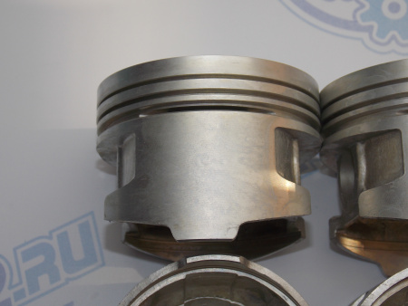 Поршни + кольца к-кт 4шт ремонт +0,50 MMC 4G15 12V