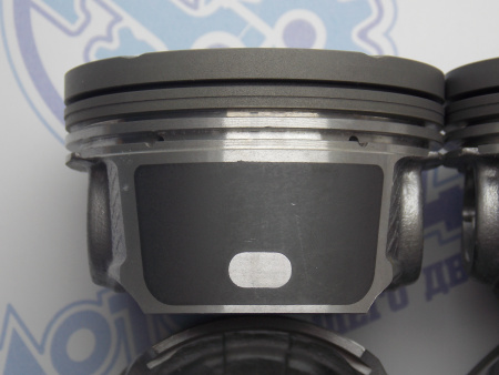 Поршни + кольца 4шт ремонт +0,50 RENAULT F4R 400