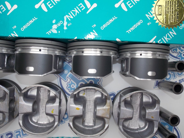 Поршни TEIKIN к-кт 8шт ремонт +0,50 TOYOTA 2UZ-FE