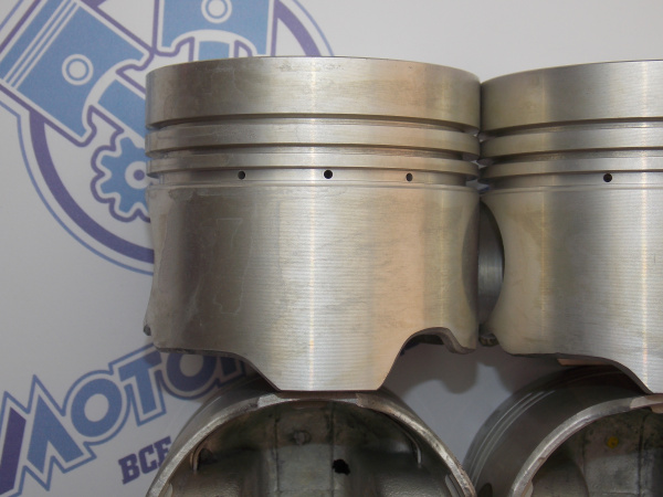 Поршни + кольца 4шт ремонт +1,00 TOYOTA 2C, 2C-T
