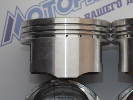 Поршни + кольца к-кт 4шт ремонт +0,50 MMC 4G18