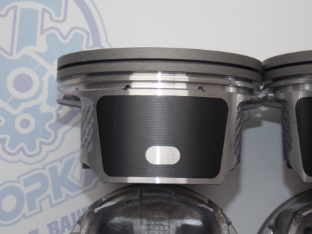 Поршни + кольца к-кт 4шт ремонт +0,25 FORD 2.0 