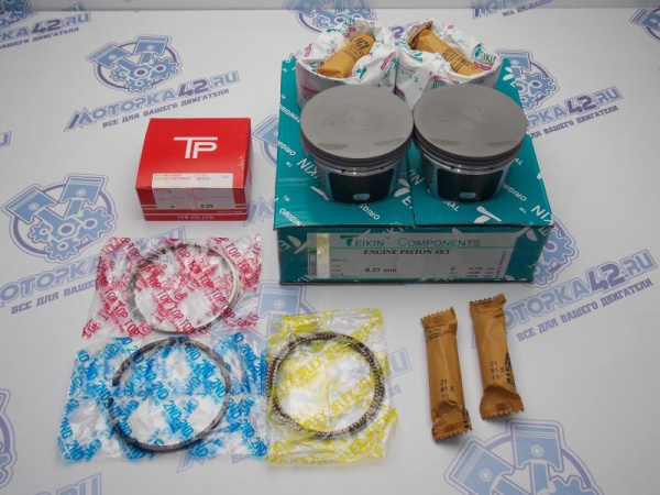 Поршни + кольца к-кт 4шт ремонт +0,25 FORD 2.0 