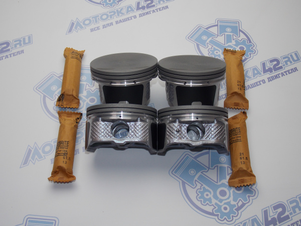 Поршни + кольца к-кт 4шт ремонт +0,25 FORD 2.0 