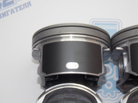 Поршни + кольца к-кт 4шт ремонт +0,50 NISSAN QR20DE