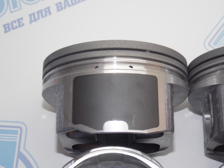 Поршни + кольца к-кт 8шт ремонт +0,50 TOYOTA 2UZ-FE II